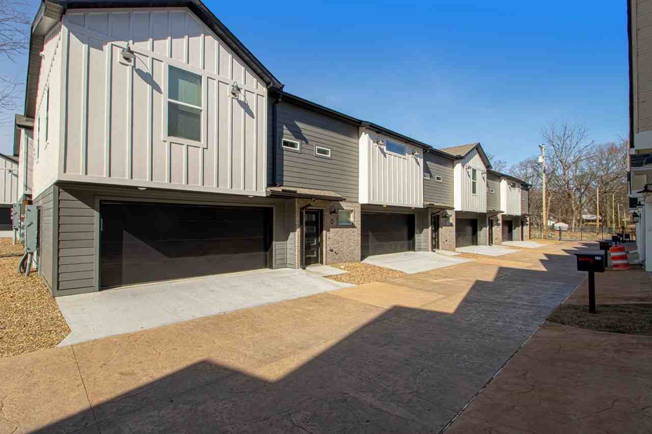1210 W 4th St #C - Photo 5 of 40