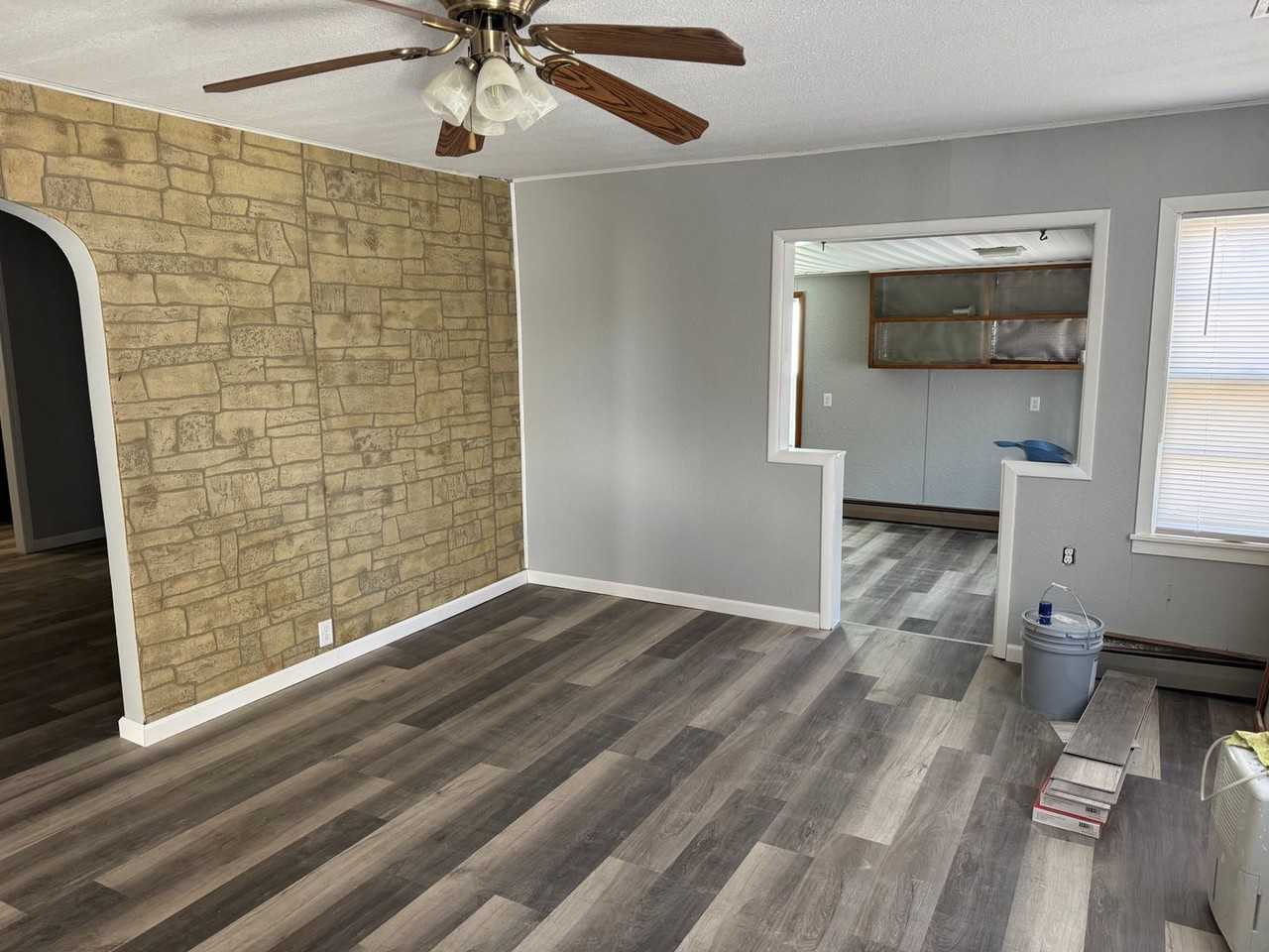 514 N Kentucky St - Photo 2 of 18