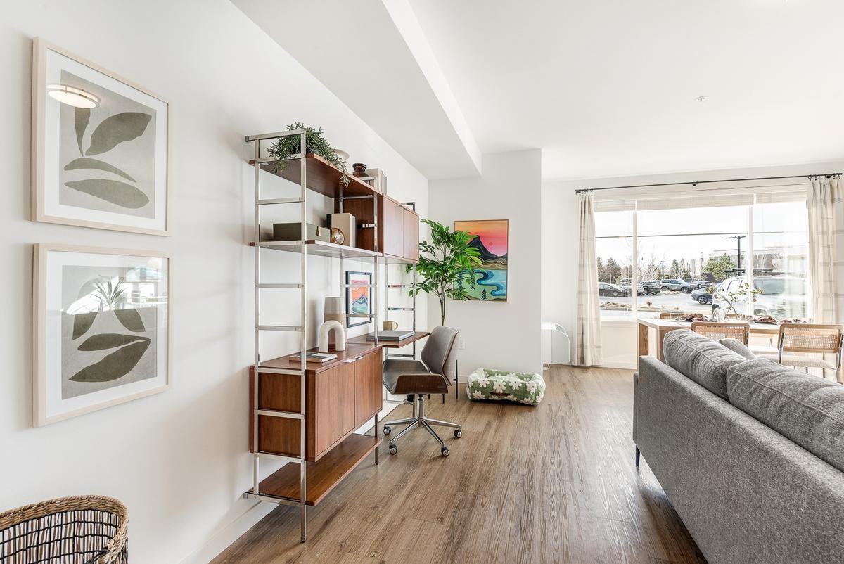 801 Sw Bradbury Way - Photo 3 of 28