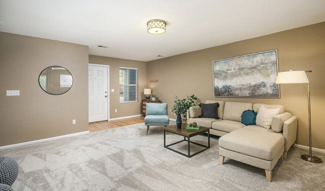 282 Smith Cir #1 - Photo 3 of 23