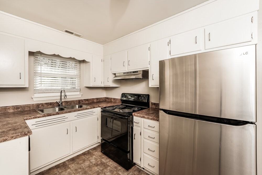 204 Cathy Ln - Photo 7 of 16