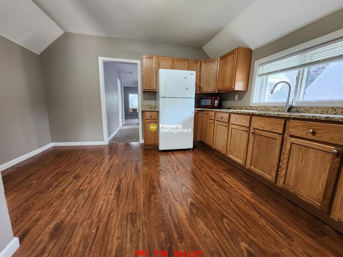 288 S Hickory St - Photo 4 of 12