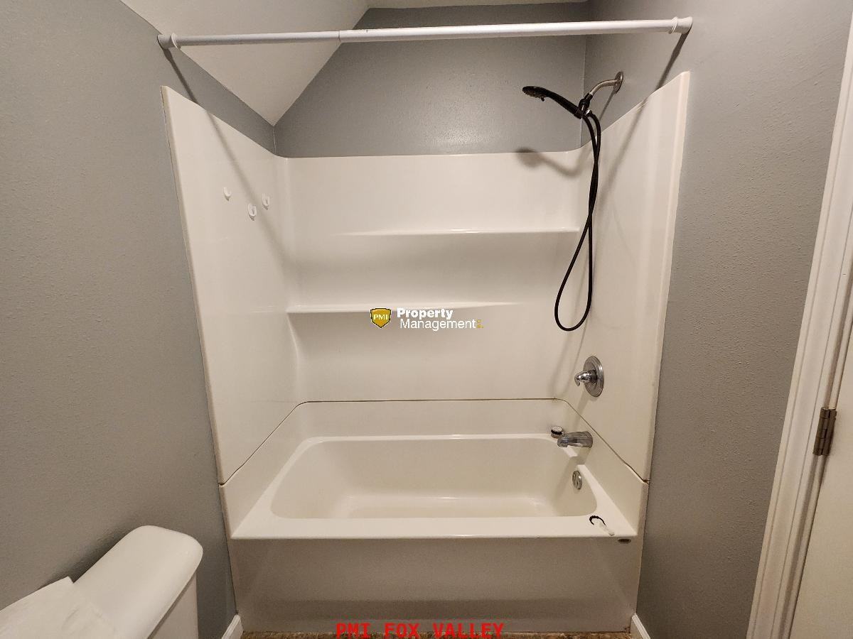 288 S Hickory St - Photo 7 of 12