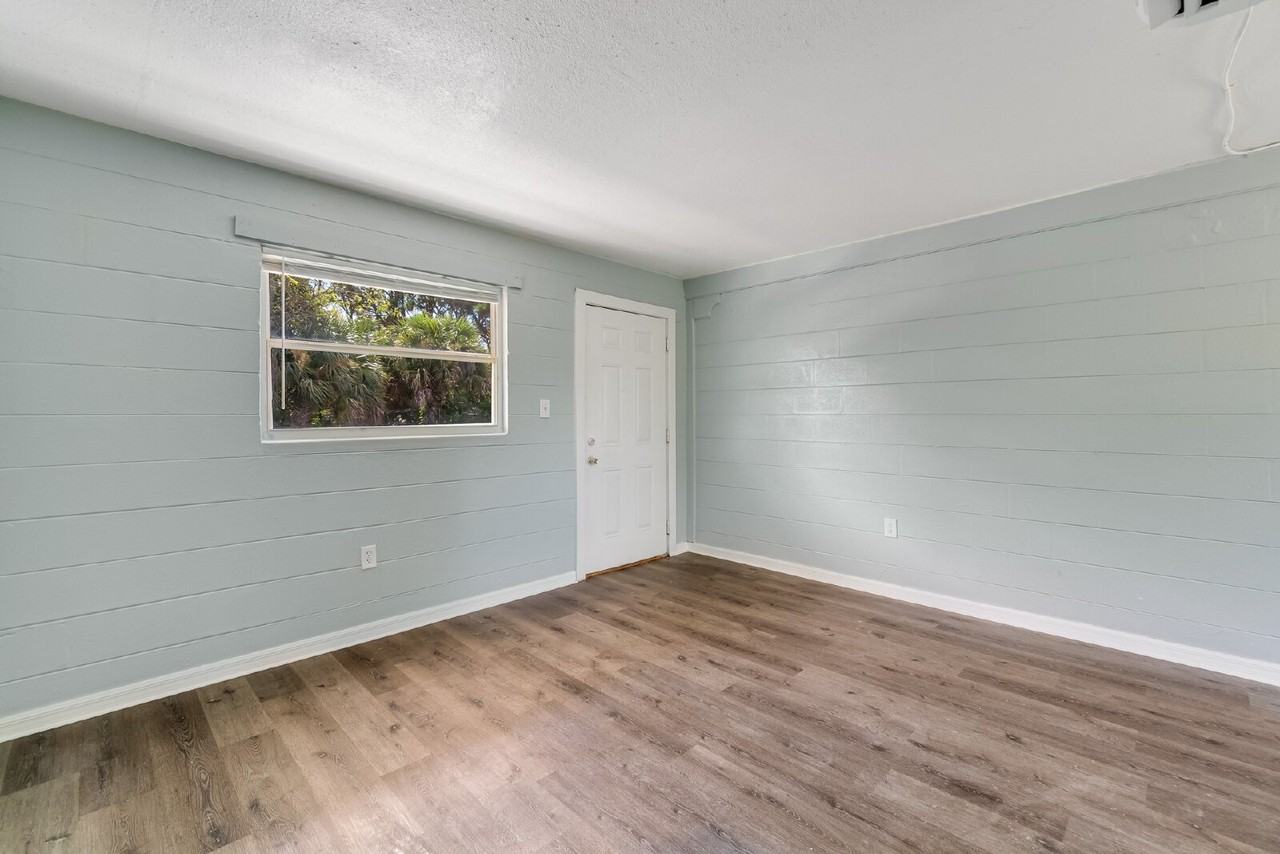 1404 South Deleon Avenue #2 - Photo 5 of 15