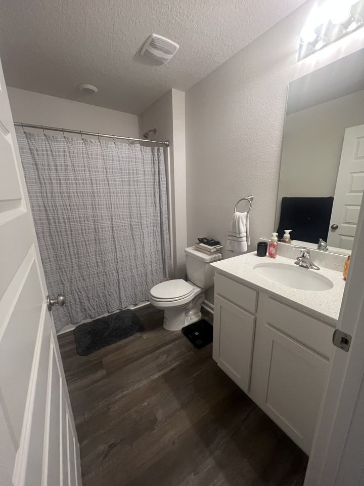 4642 Naval Ct #4642 - Photo 4 of 11