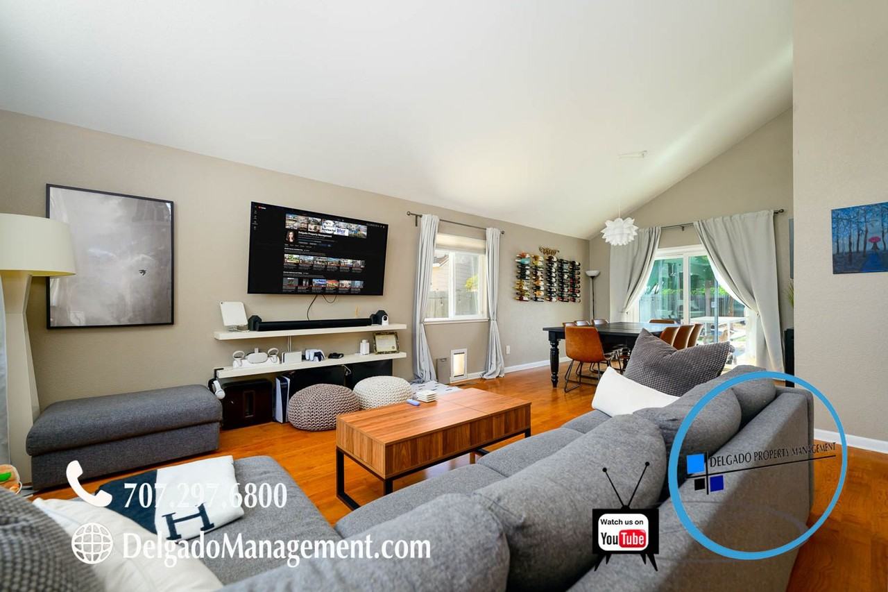 149 Winter Harbor Pl - Photo 3 of 50