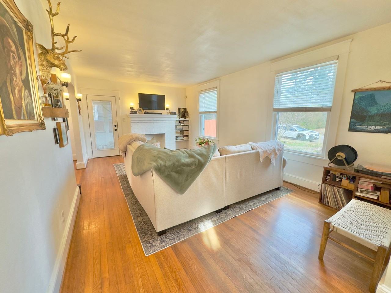16 Dahlgren Ave - Photo 2 of 28