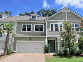 featured image of 10 Creekstone Dr #10