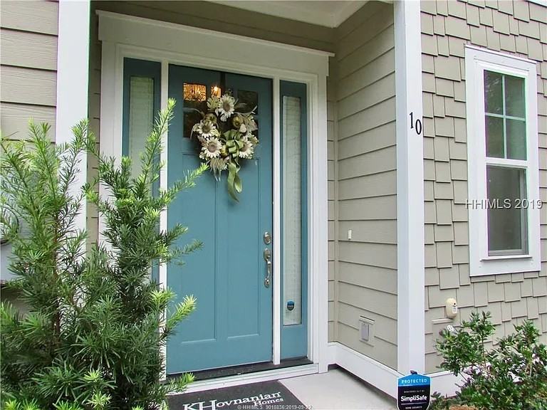 10 Creekstone Dr #10 - Photo 2 of 11