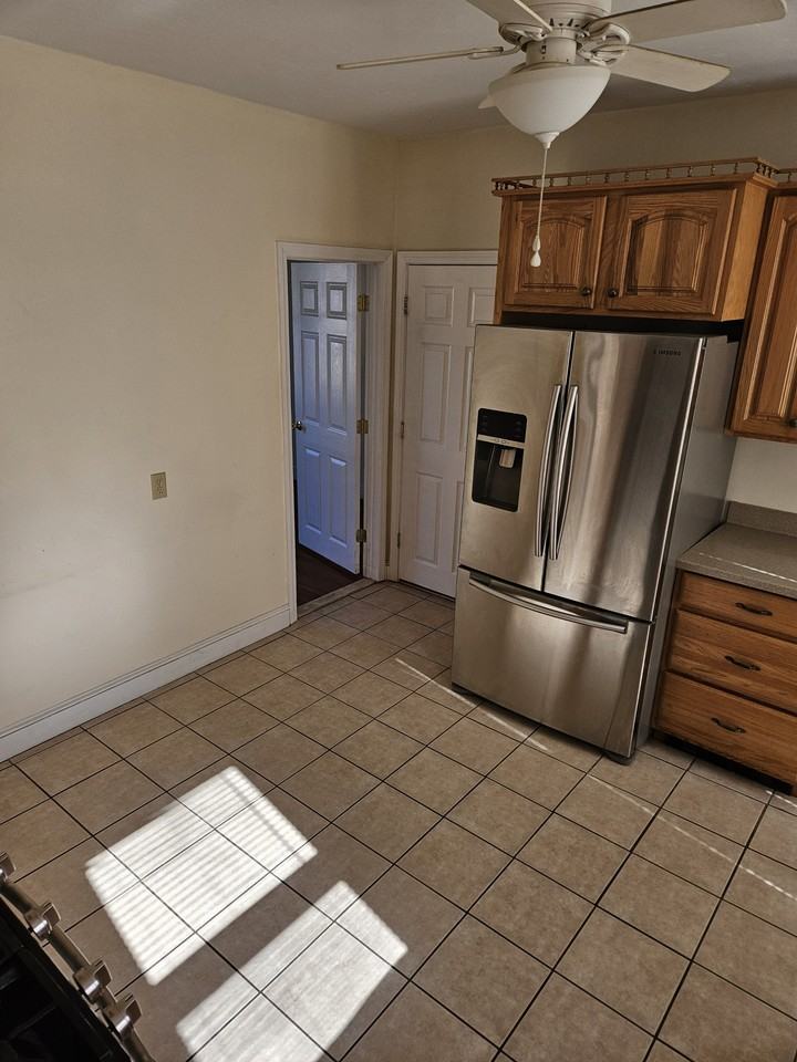 02703 Hope Street (21) - Photo 6 of 23