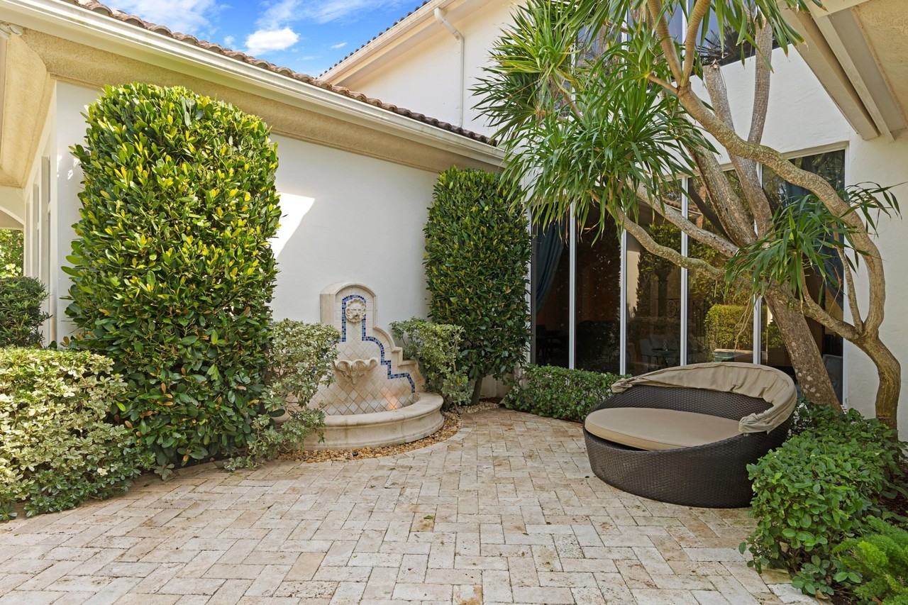 4102 S Ocean Blvd - Photo 7 of 39