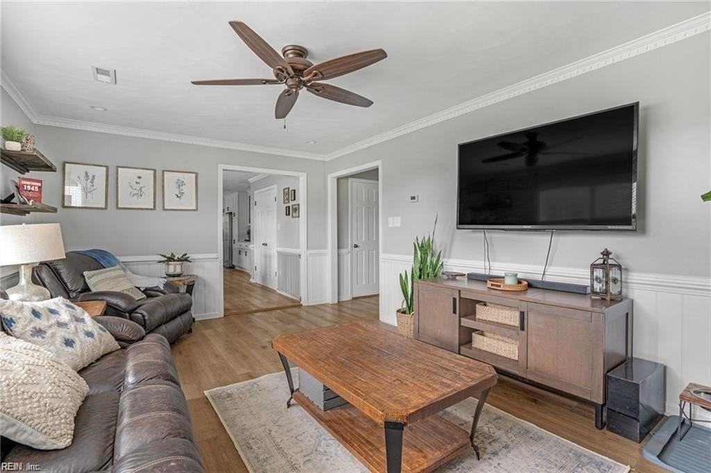 536 Saint Brides Rd W - Photo 7 of 16