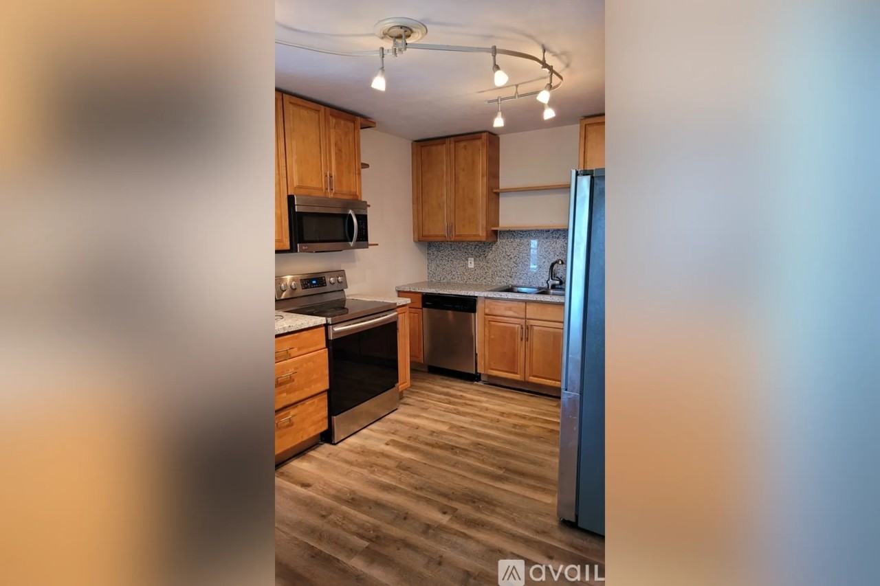 205 Delray Ave - Photo 3 of 19