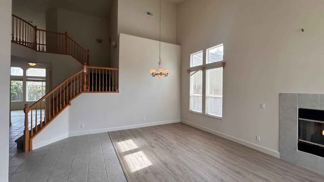 1812 Vanowen Ct - Photo 2 of 37