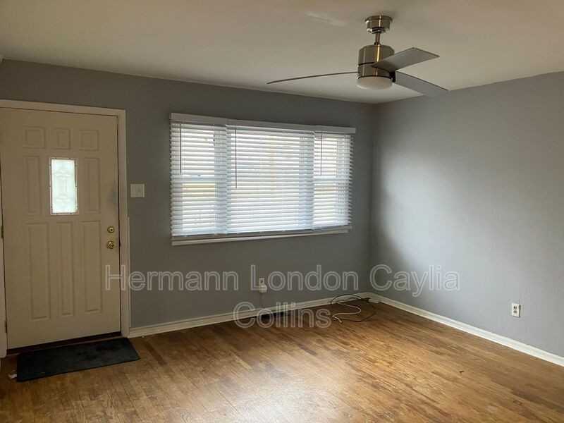 6404 Jesse Jackson Ave - Photo 3 of 12