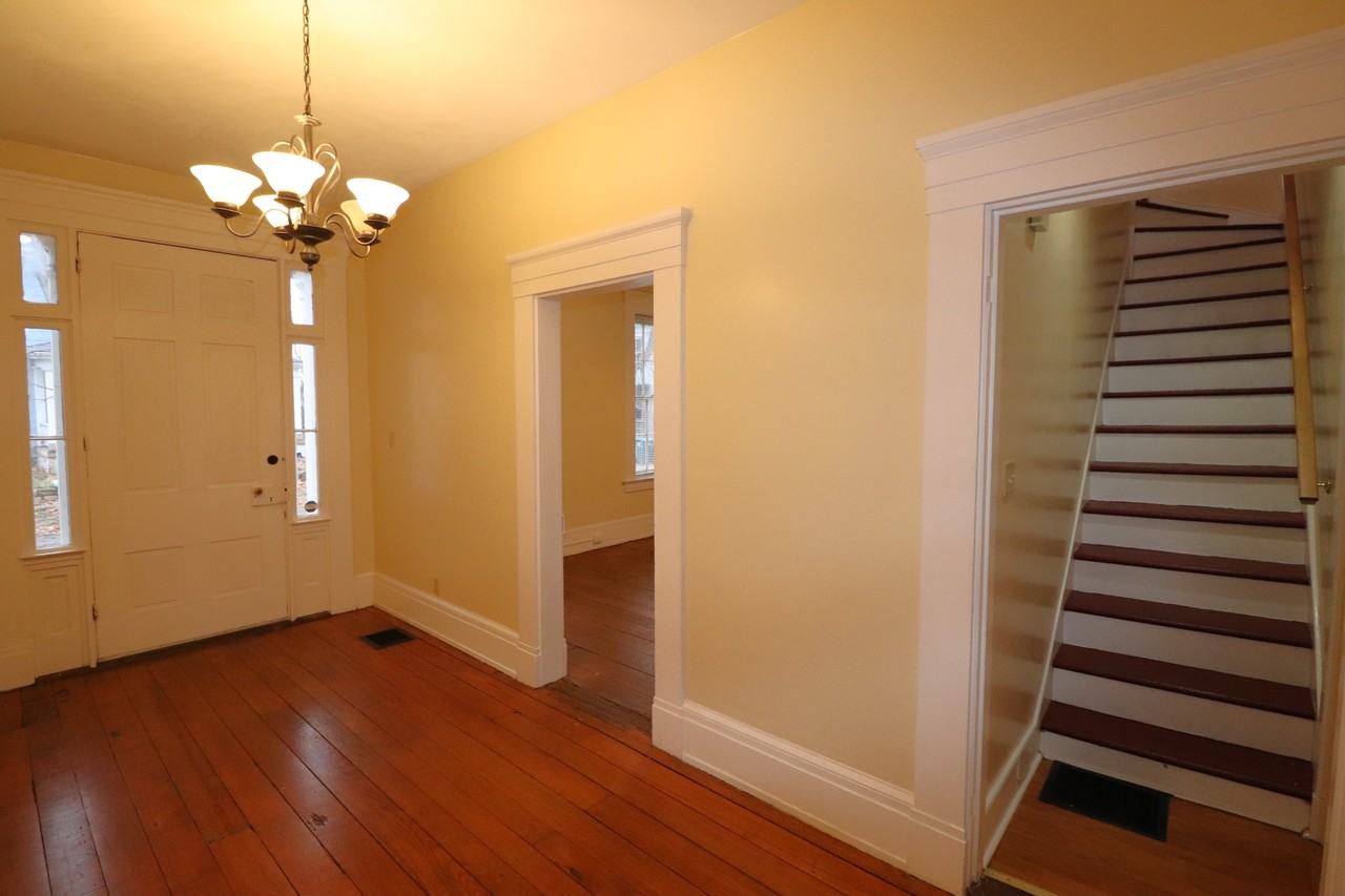 119 S 3rd St - Photo 3 of 27