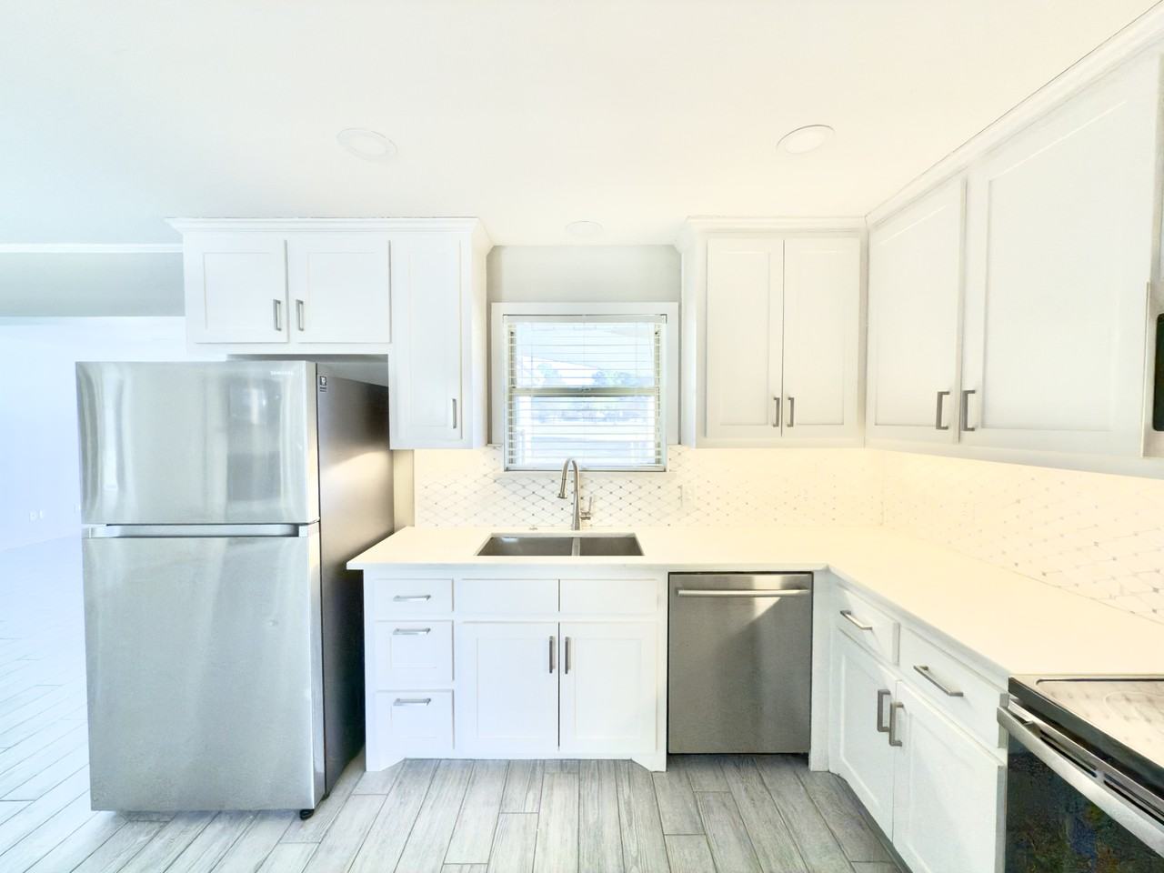 18250 Shore Dr #NA - Photo 6 of 50