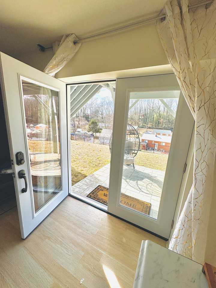 Virginia Rental Property - Photo 7 of 33