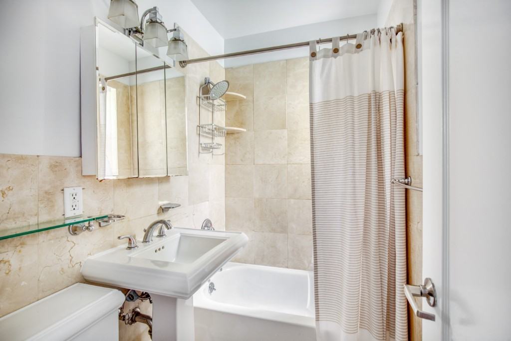 E 35th St #55 - Photo 3 of 7