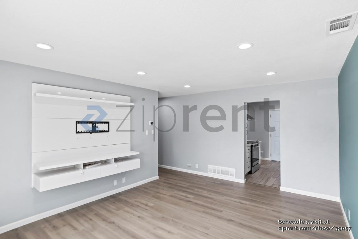 452 War Admiral Ave - Photo 6 of 26