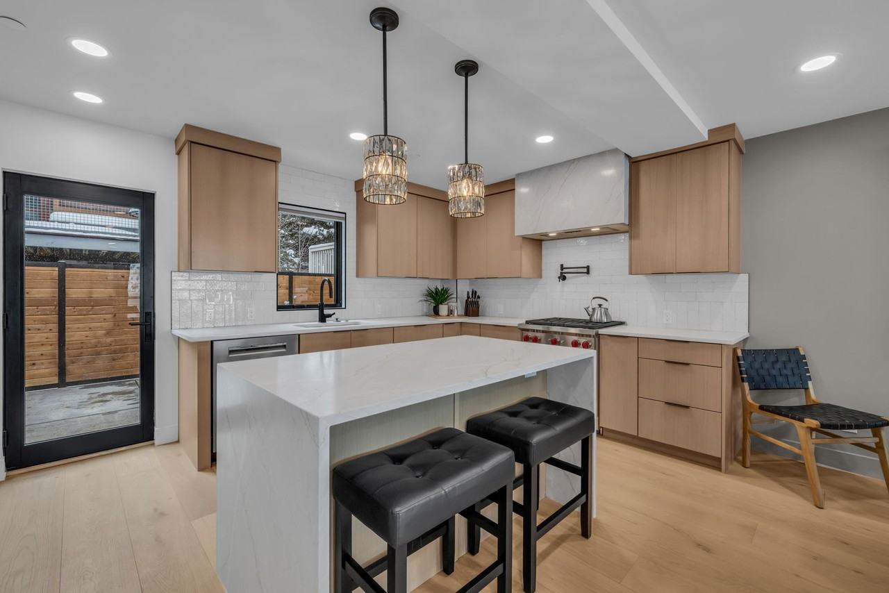 1215 Norfolk Ave #NA - Photo 2 of 30