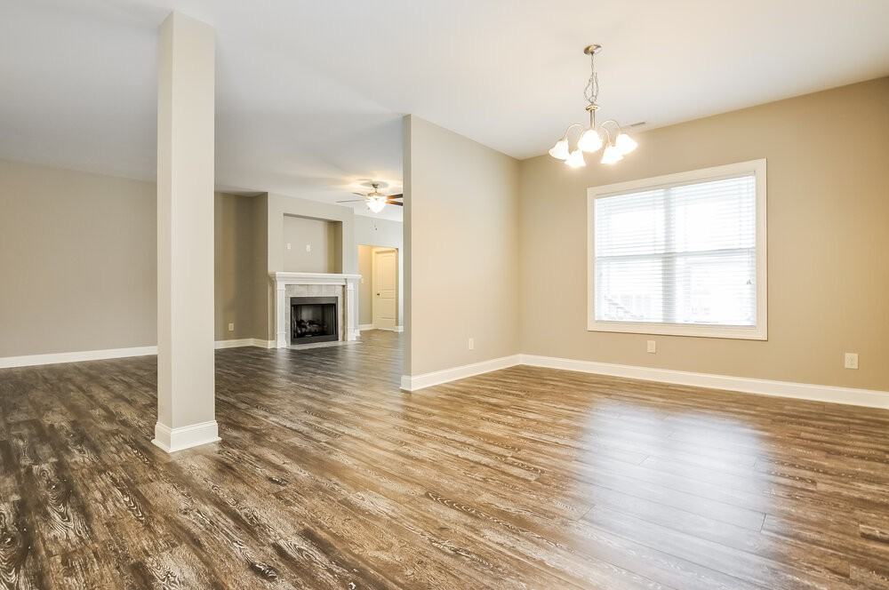 464 Airedale Trl - Photo 5 of 15