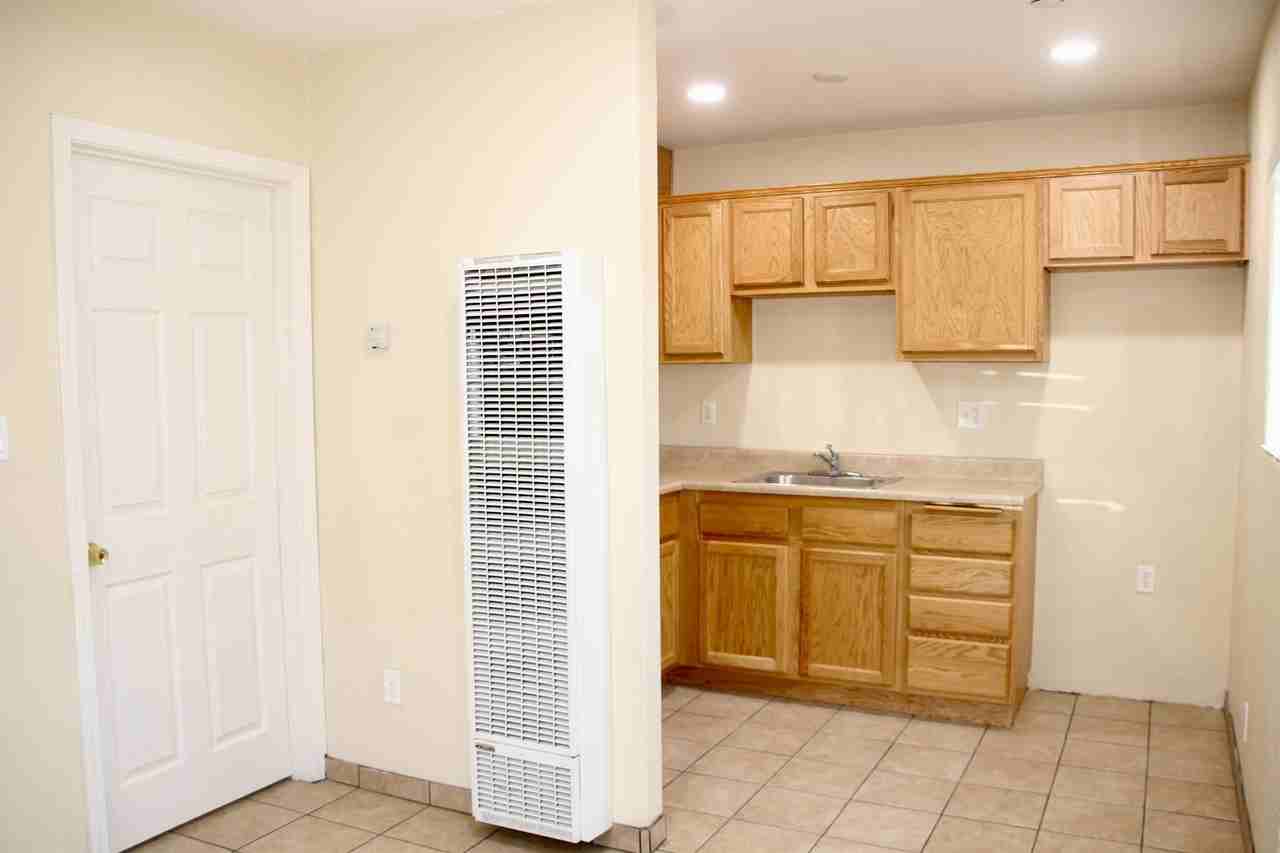 12181 San Fernando Road - Photo 3 of 10