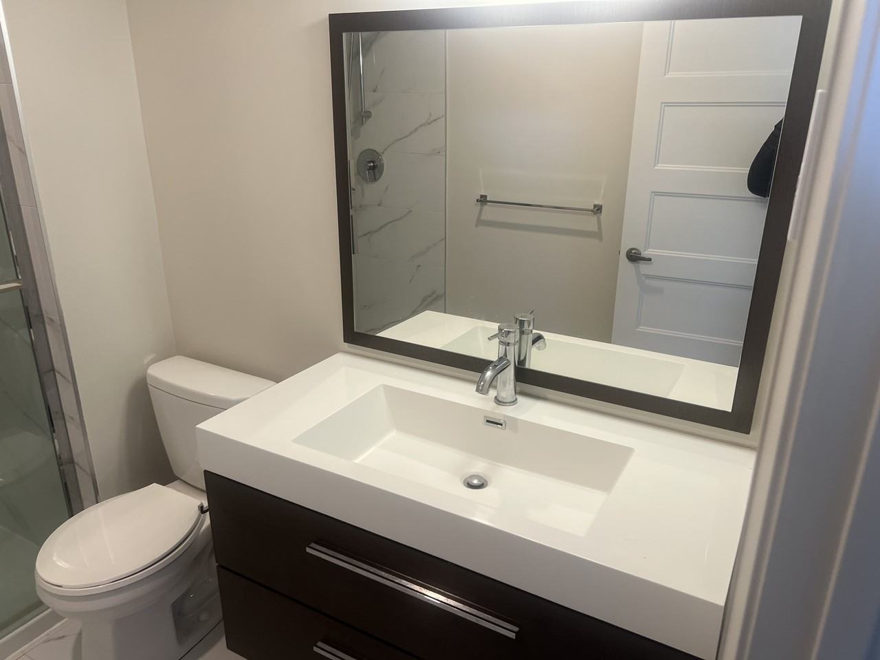 5885 Boulevard Cavendish #611 - Photo 3 of 9