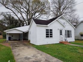 303 S Guegnon St - Photo 1 of 1