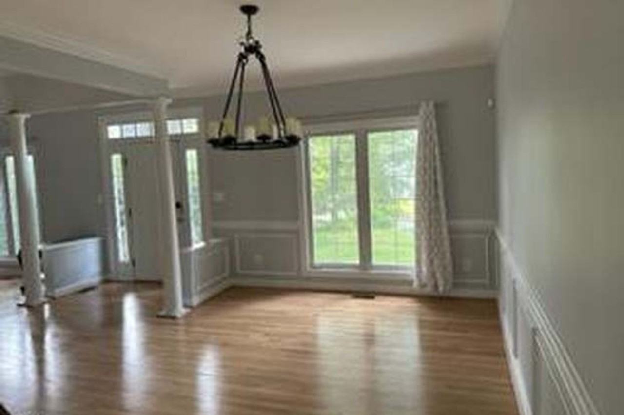 3359 Roundtree Estates Ct - Photo 3 of 16