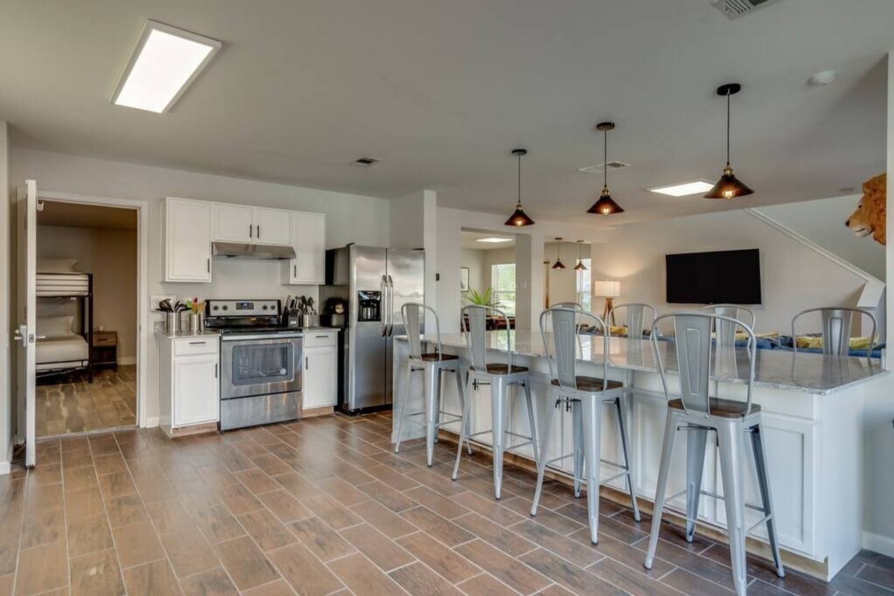 1394 Saltillo St #1056386P - Photo 7 of 22