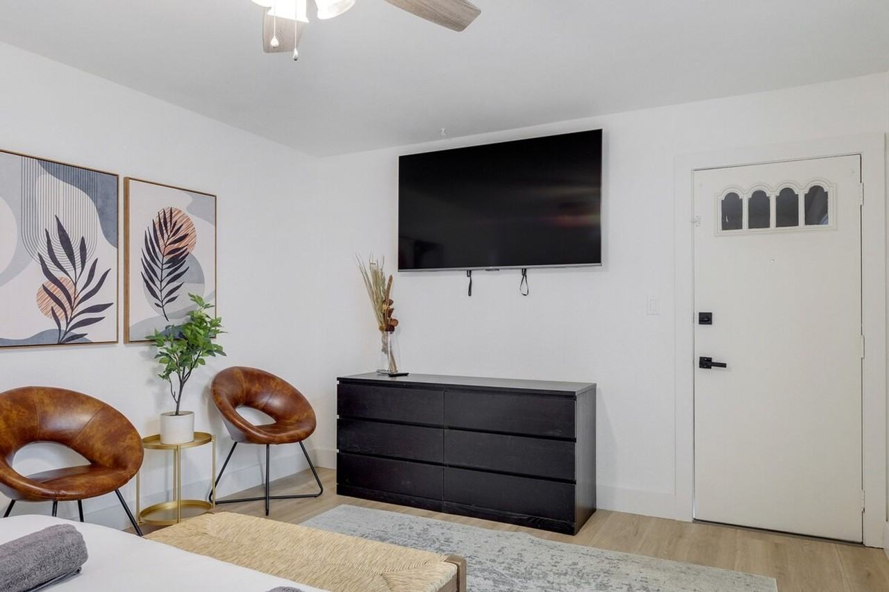 5041 Thunder Rd #1056399P - Photo 3 of 31