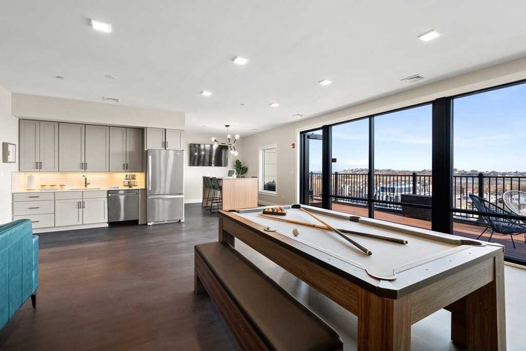 11 Walley St #1 - Photo 4 of 18