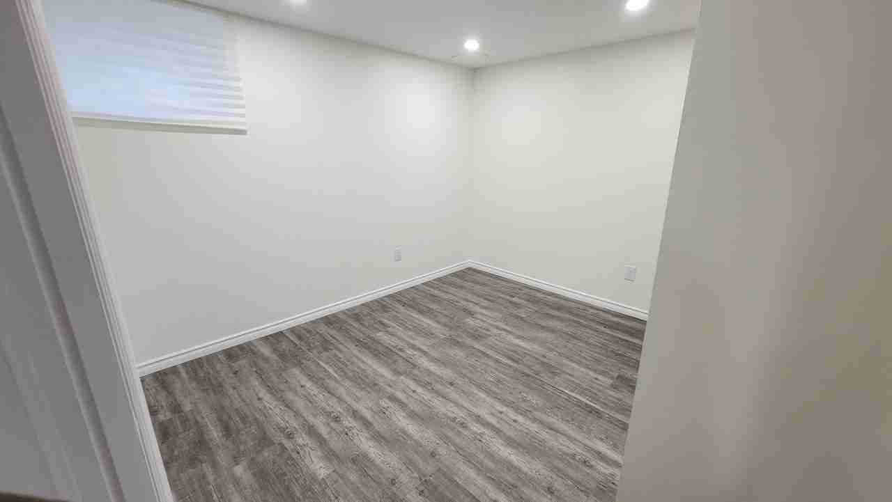 2011 Grand Boulevard - Photo 7 of 10