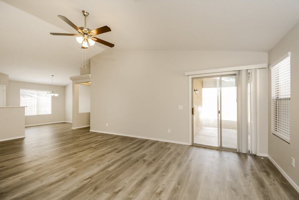 14318 N 129th Ave - Photo 4 of 16