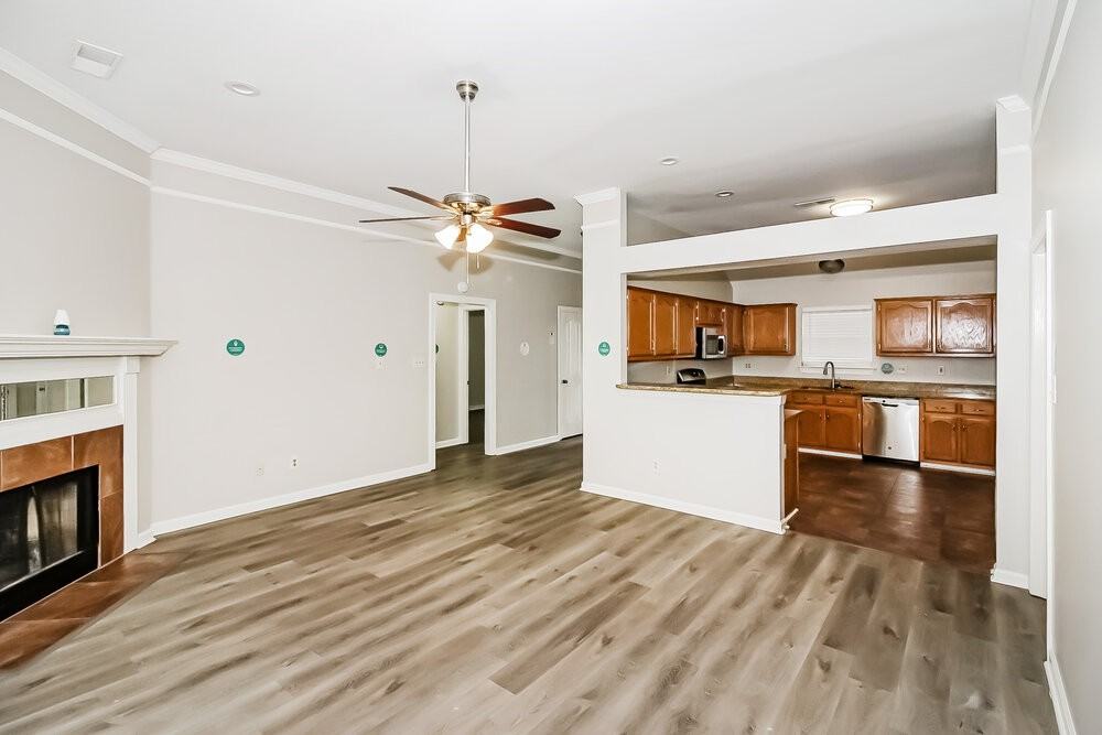 7010 Juanita Cir S - Photo 6 of 15