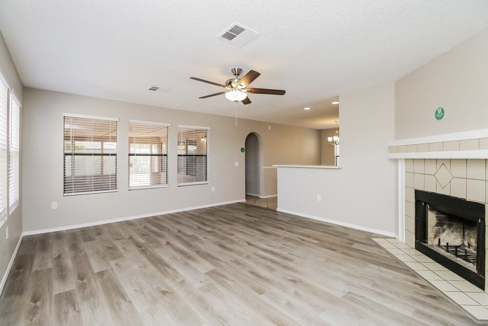 1549 E Mineral Rd - Photo 5 of 17