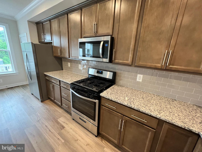 126 Kinross Ln - Photo 7 of 20