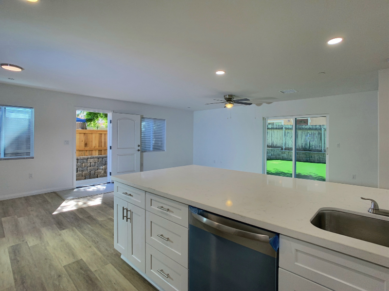 1051 Greenfield Dr #2 - Photo 2 of 20