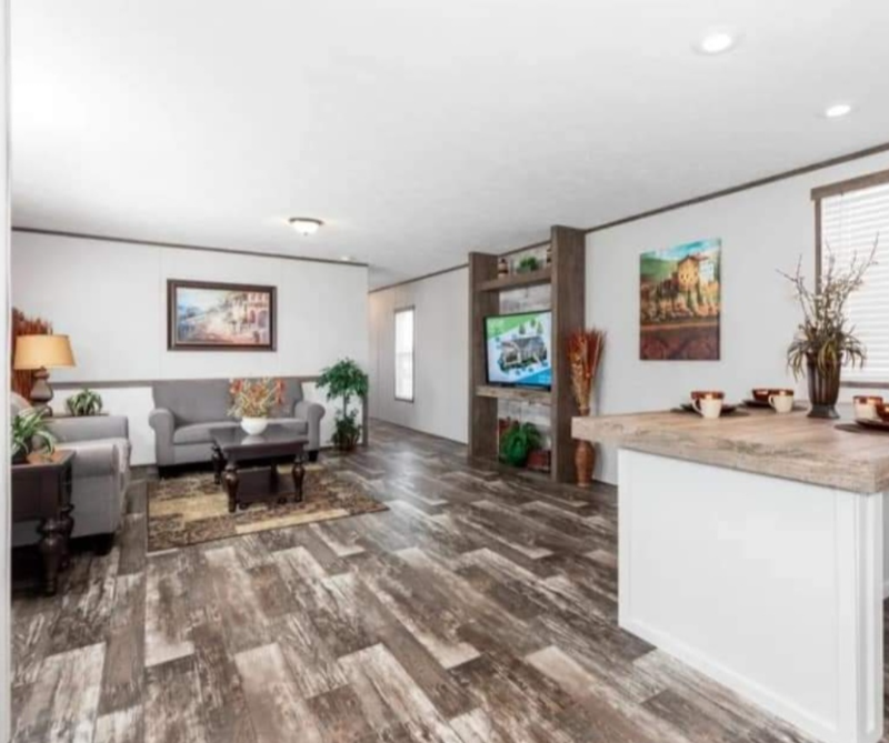 310 Karlee Dr - Photo 4 of 8