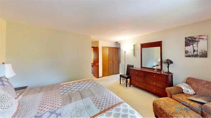 4246 Vicksburg Dr - Photo 3 of 46