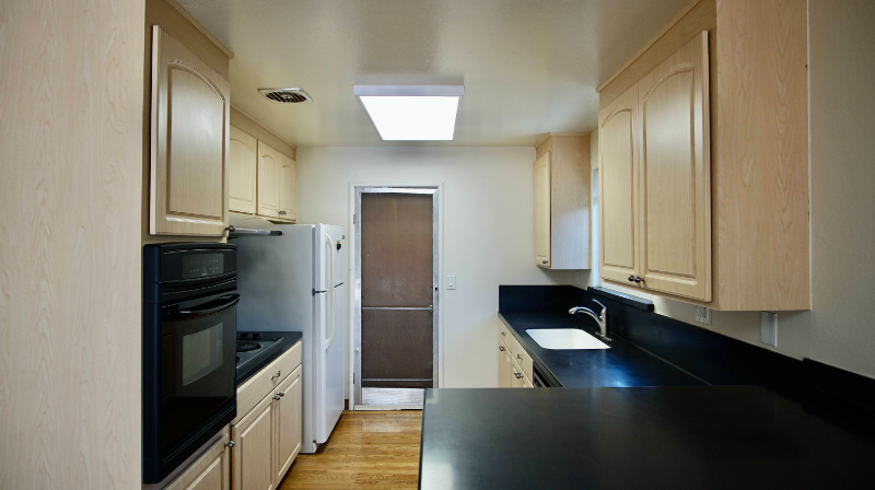 1186 Kent Ave - Photo 3 of 20