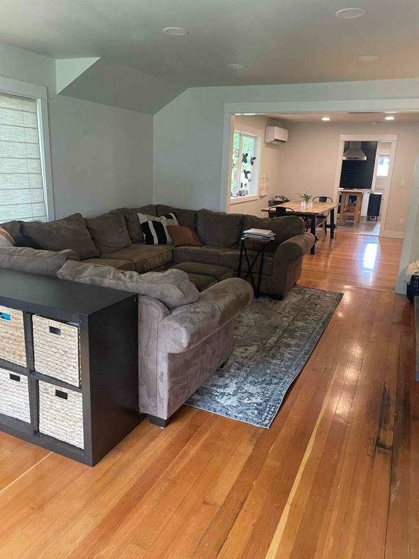 1029 Ludwig Rd - Photo 3 of 9