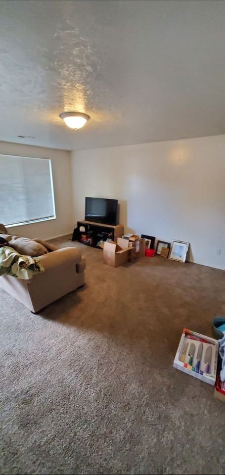 473 S State St #117 - Photo 4 of 5