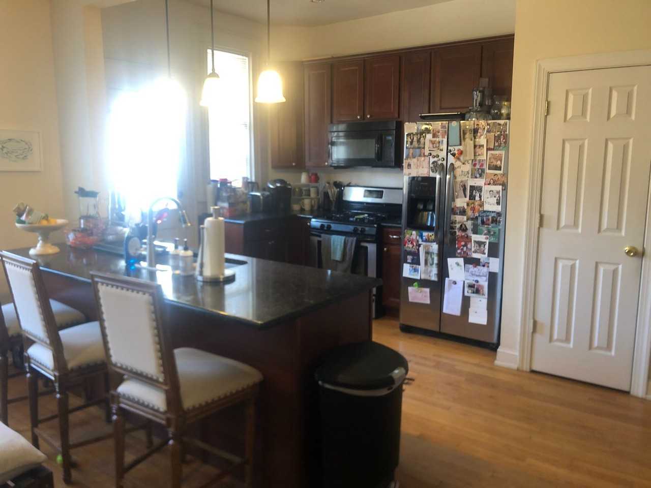 2821 W Grace St - Photo 3 of 9