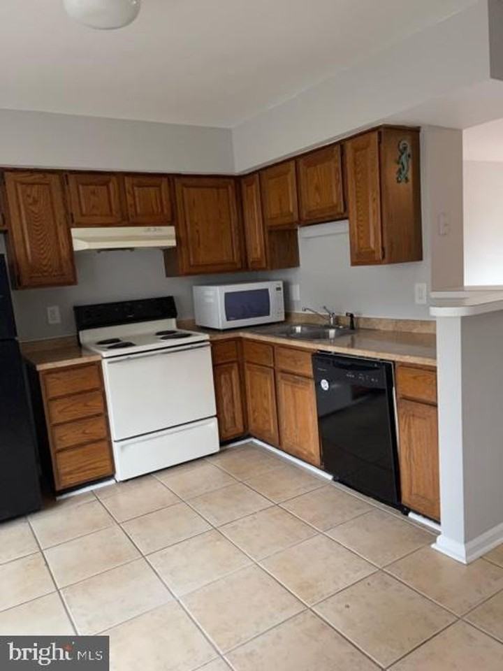 5003 5003 9th Street S. - 9th Street - Photo 4 of 11