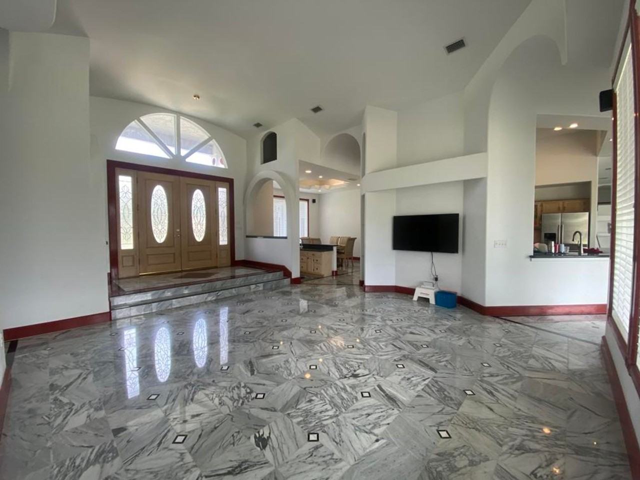 108 Paradise Valley Ct - Photo 5 of 34