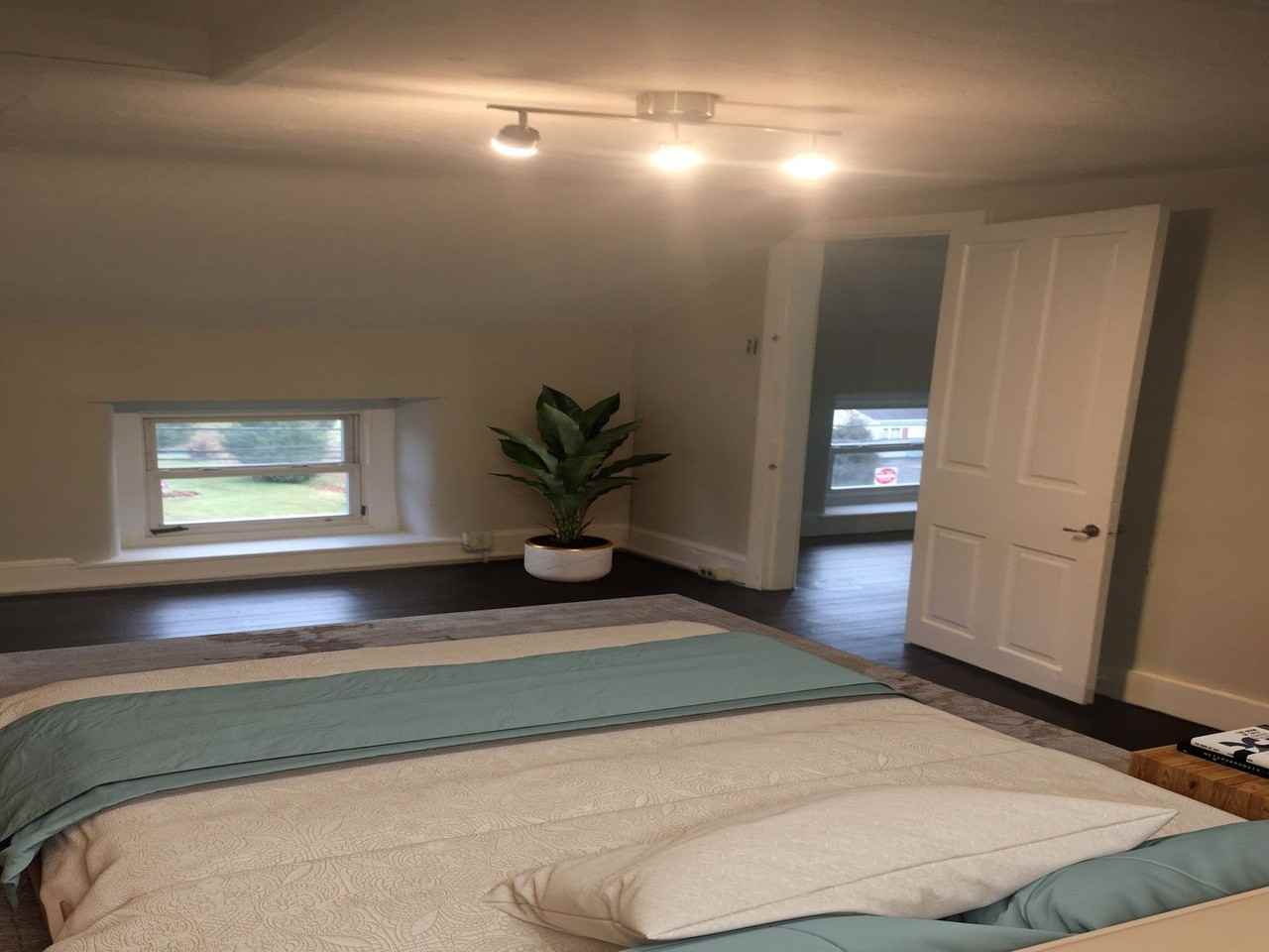 2929 Whitehall Rd - Photo 3 of 6