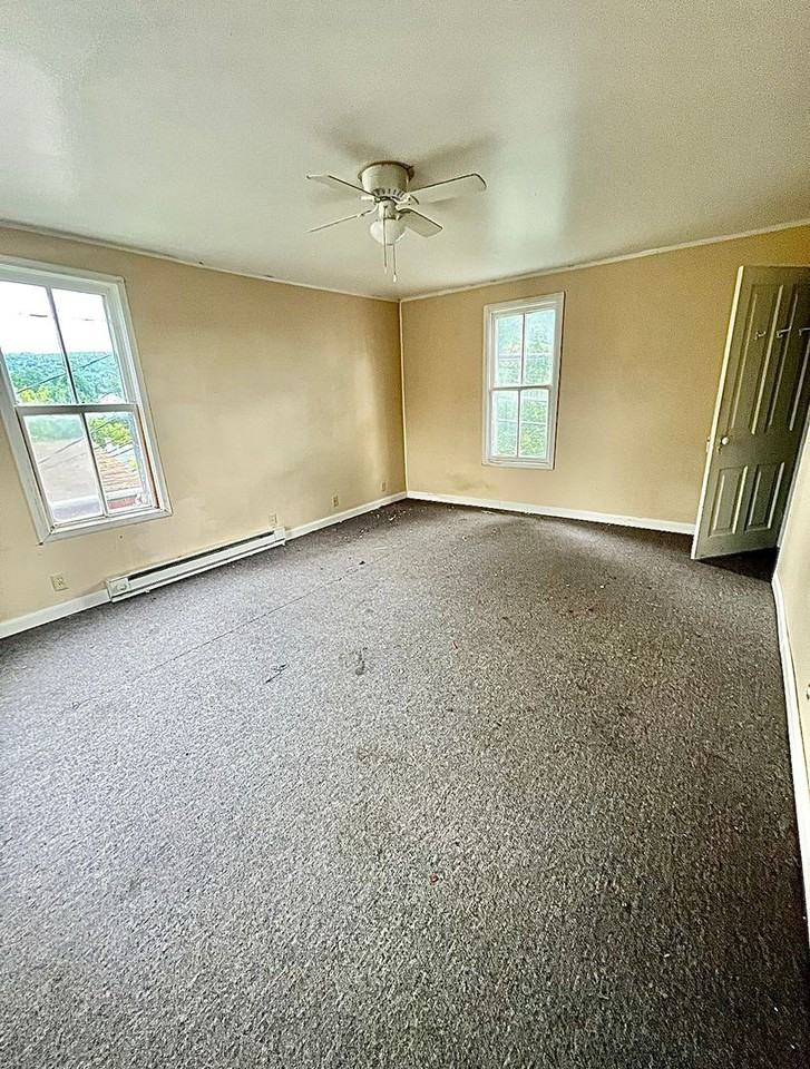 239 E High St - Photo 3 of 15