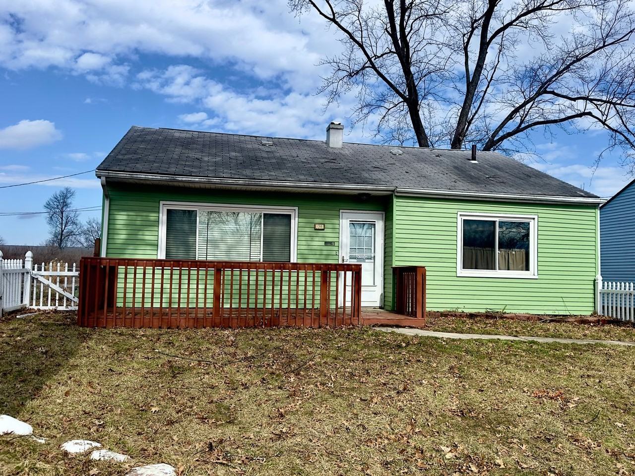 1748 Ward Rd - Photo 2 of 35